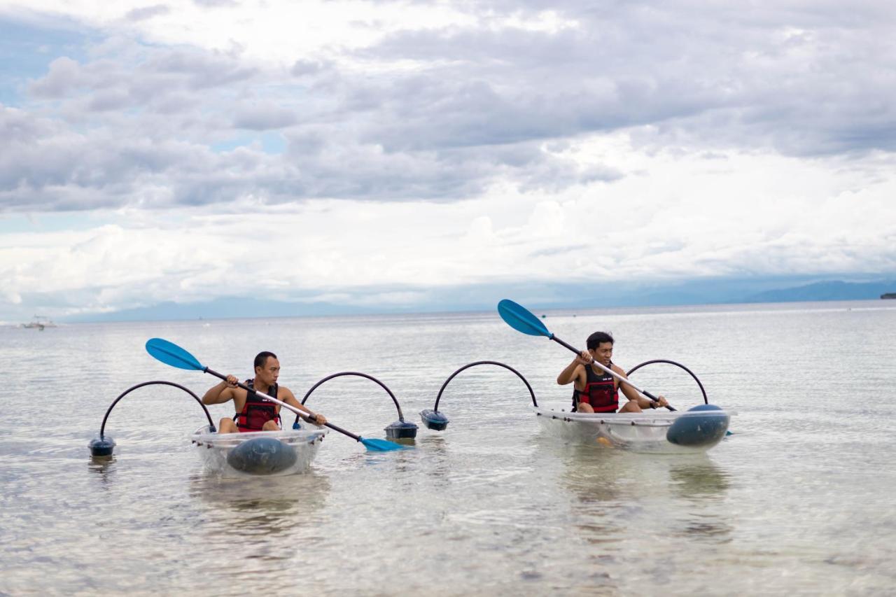 Pescadores Suites Moalboal Bagian luar foto